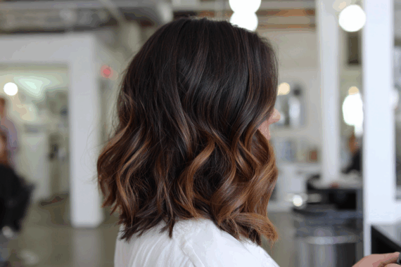 California Brunette Hair Ideas That Give Effortless West Coast Vibes