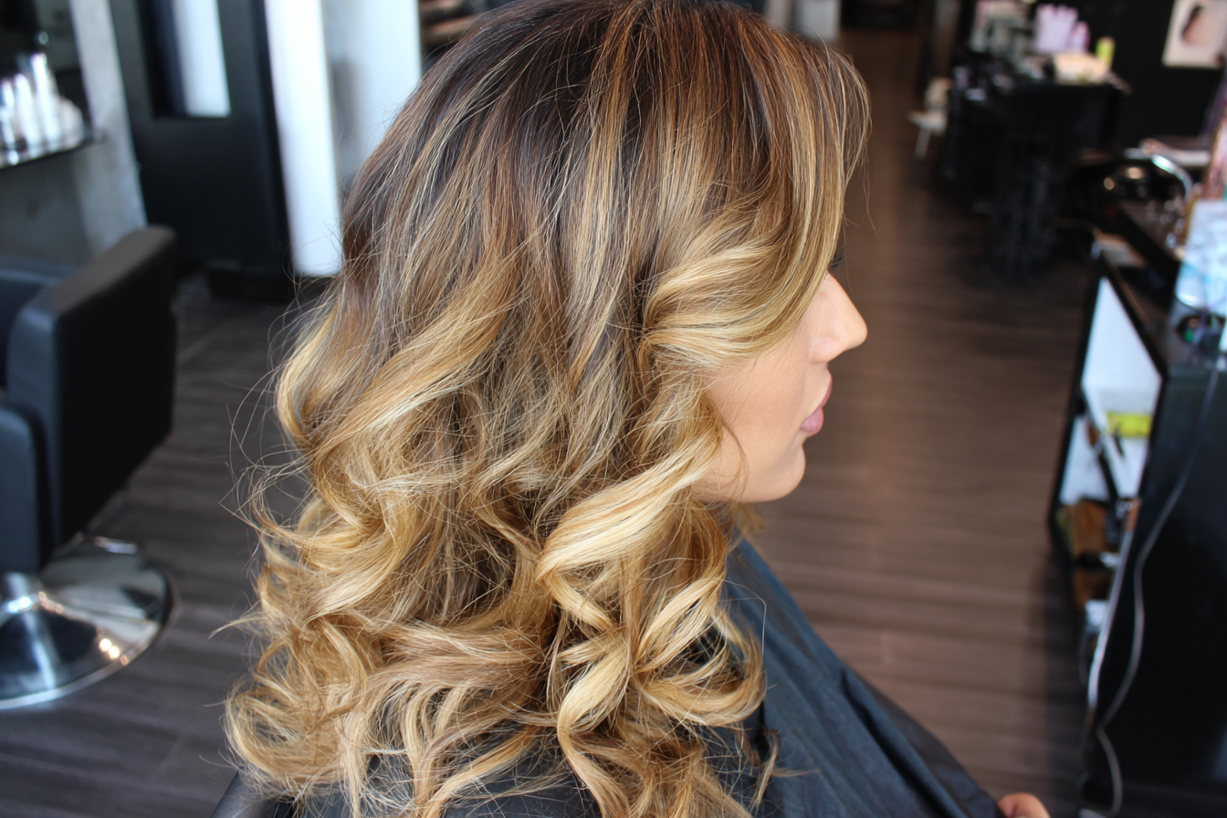 Honey Blonde Hair Ideas 10